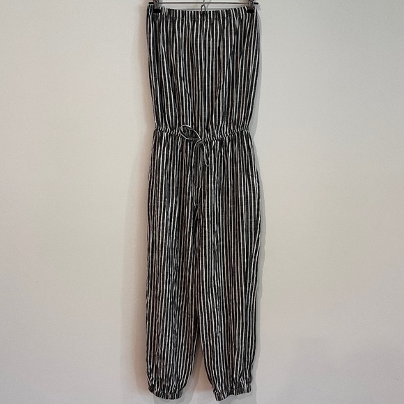 NWT Elan Strapless Black & White Striped Linen Blend Jumpsuit Women's Size Small - Picture 1 of 6